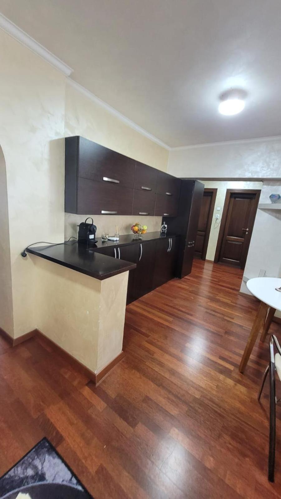 בוקרשט Downtown Top Apartments מראה חיצוני תמונה